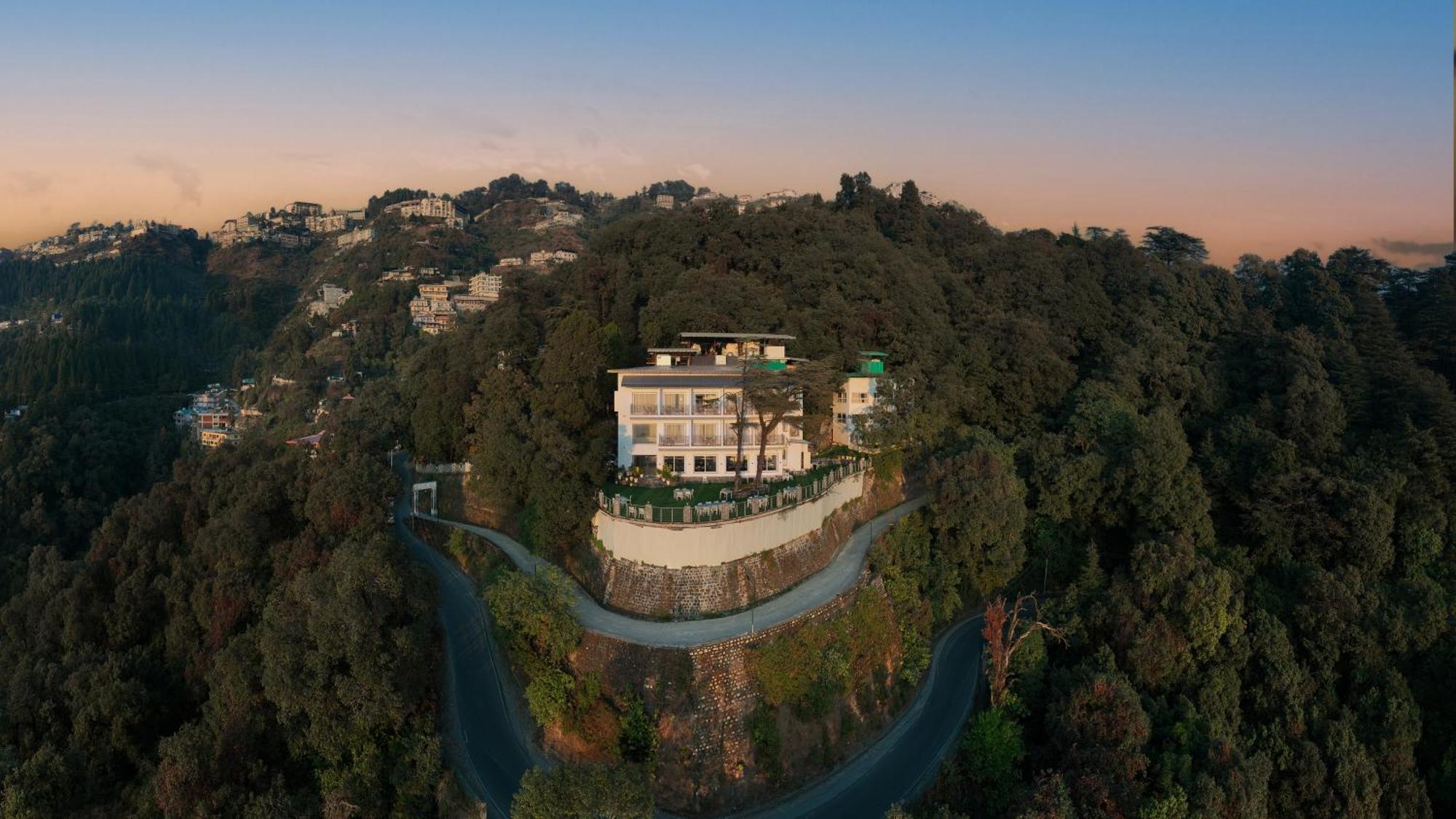 Echor Baris Resort Mussoorie Kültér fotó