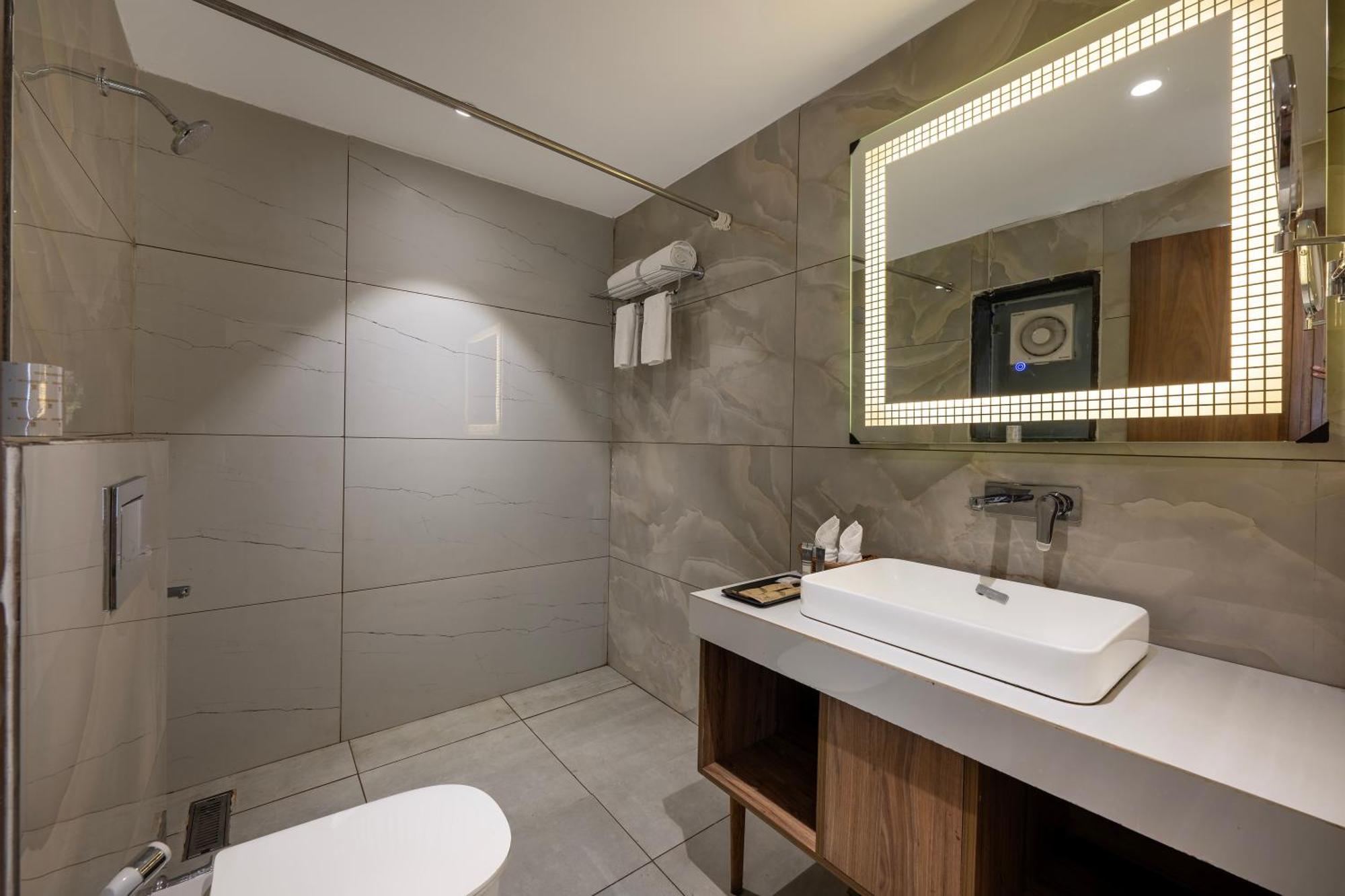 Echor Baris Resort Mussoorie Kültér fotó